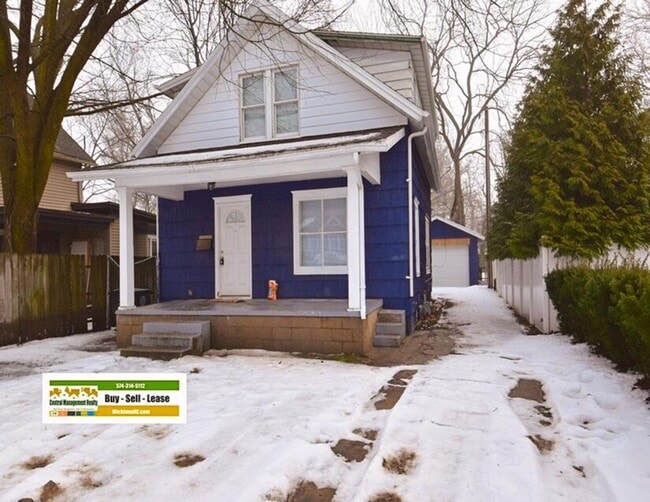 property at 910 N Lawrence St