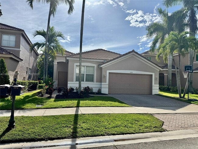 property at 1074 Bluewood Ter