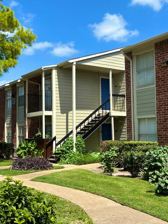 Arbor on Richmond Apartments in Houston, TX - Building Photo