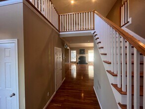 2477 Ogden Way in Lexington, KY - Building Photo - Building Photo