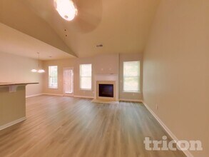 15 Victoria Dr in Fairburn, GA - Building Photo - Building Photo