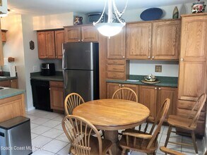 917 Jamestown Ave in Indian Harbour Beach, FL - Building Photo - Building Photo