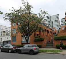 Hearth Court in Vancouver, BC - Building Photo