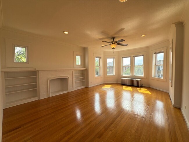property at 4901 N St Louis Ave