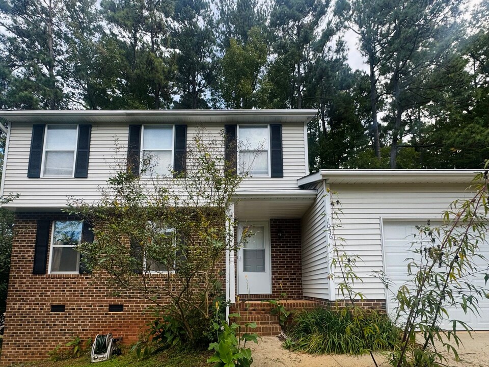 1036 Whetstone Ct in Raleigh, NC - Building Photo