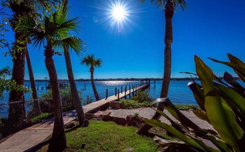 625 N Halifax Ave in Daytona Beach, FL - Building Photo - Building Photo