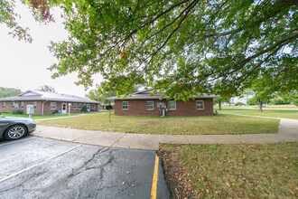 Good Shepherd Apartments in Versailles, MO - Building Photo - Building Photo