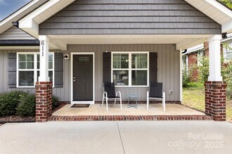 611 Harris St NW in Concord, NC - Building Photo - Building Photo