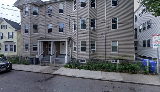 22 Bynner St, Unit 2