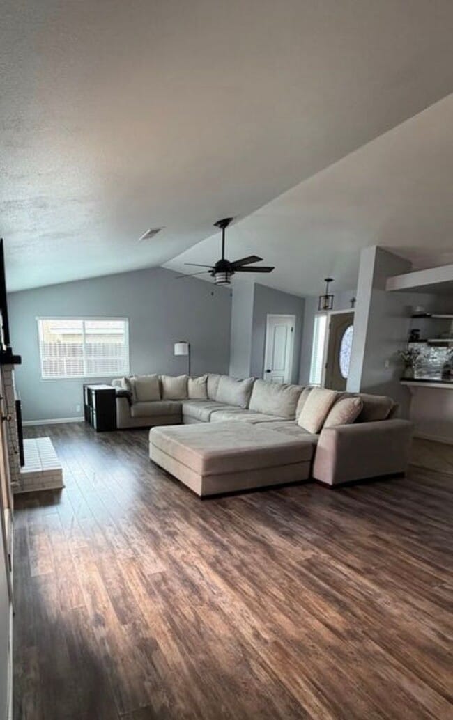 property at 1410 Ashwood Ct