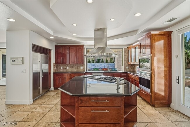 5101 Mountain Foliage Dr