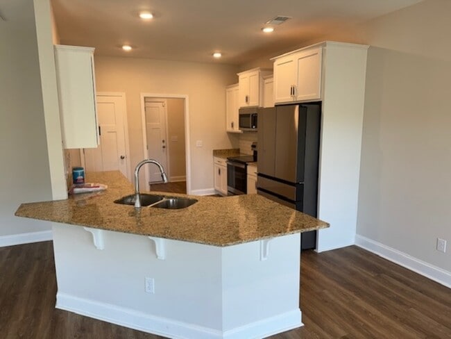 312 Savannah Wood Rd in Hopkins, SC - Building Photo - Building Photo