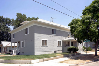 3390 Lime St in Riverside, CA - Building Photo - Building Photo