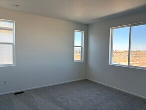 17215 E Alameda Pkwy in Aurora, CO - Building Photo - Building Photo