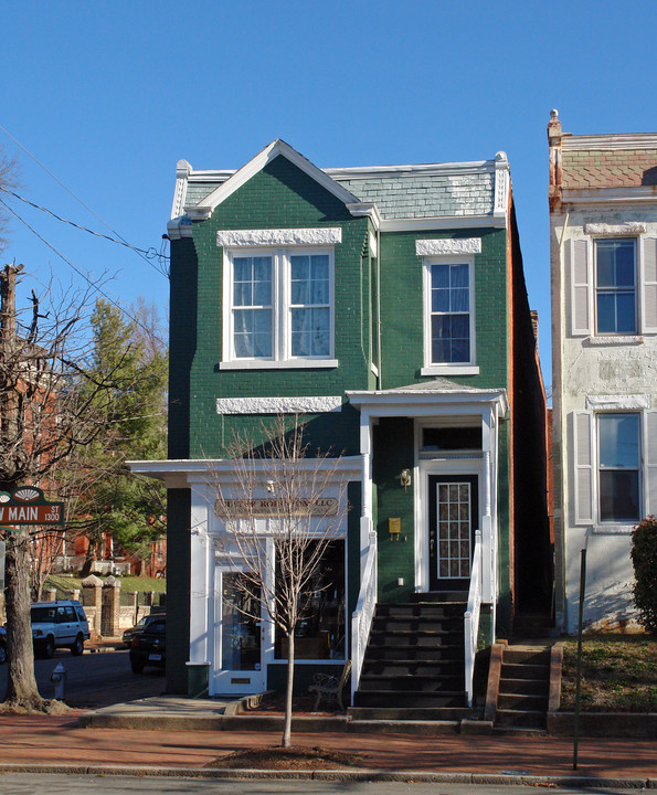 1330 W Main St in Richmond, VA - Foto de edificio