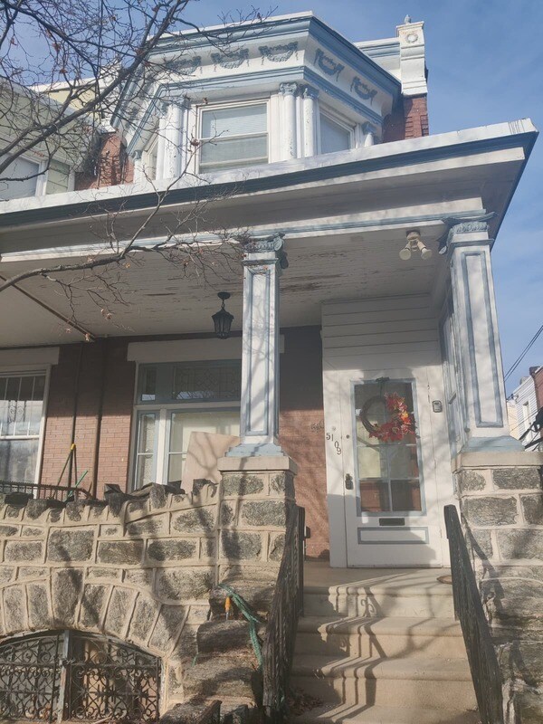 5109 Walton Ave in Philadelphia, PA - Building Photo - Building Photo