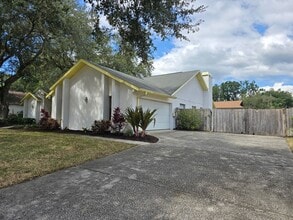 6706 E 113th Ave in Tampa, FL - Building Photo - Building Photo