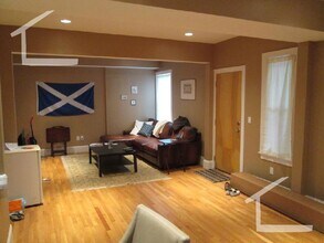 1607 Beacon St in Brookline, MA - Building Photo - Building Photo