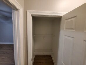 9050 Bayrose Cir in East Point, GA - Building Photo - Building Photo