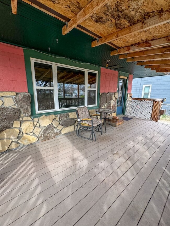 351 E Works St in Sheridan, WY - Building Photo - Building Photo