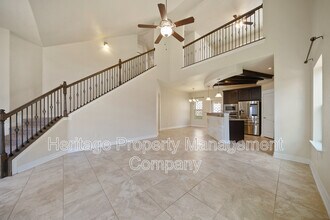 18814 Edwards Edge in San Antonio, TX - Building Photo - Building Photo