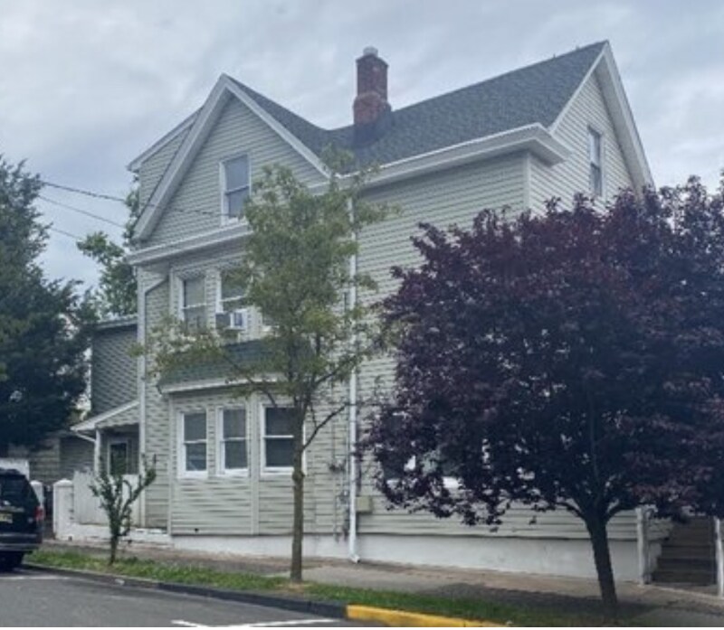 39 Hopper St in Prospect Park, NJ - Building Photo