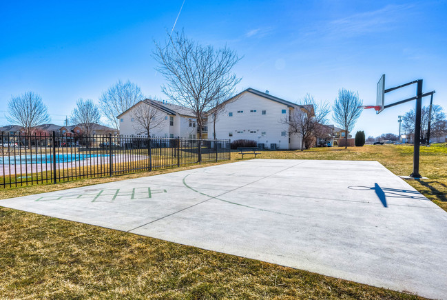 7103 Noah Dr-Unit -7103N101 in Caldwell, ID - Foto de edificio - Building Photo