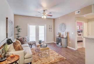 Vistas at Red Creek in San Angelo, TX - Building Photo - Building Photo