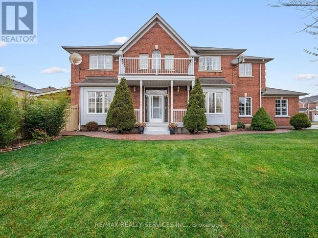 property at 1 Pilgrim Pl