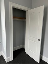 653 Broadway St, Unit #3 in Lowell, MA - Building Photo