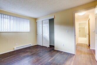 Jennings Lodge Apartments in Portland, OR - Foto de edificio - Interior Photo
