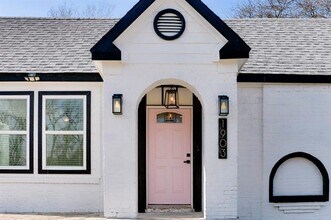 1903 Harlandale Ave in Dallas, TX - Building Photo - Building Photo