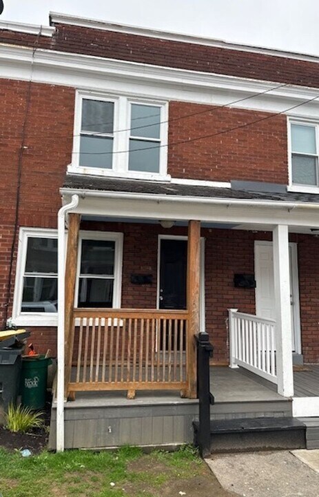 622 George St in Lancaster, PA - Foto de edificio