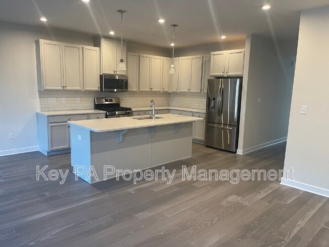 205 Hibiscus Way in Downingtown, PA - Building Photo - Building Photo