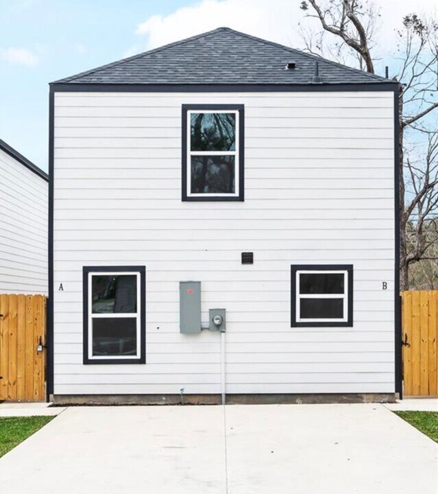 7804 Crestview Dr in Houston, TX - Building Photo