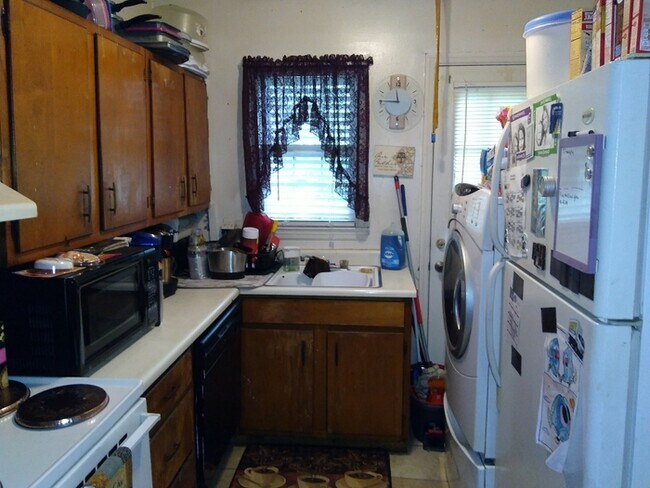 8 Eugene St in Greenville, SC - Building Photo - Building Photo