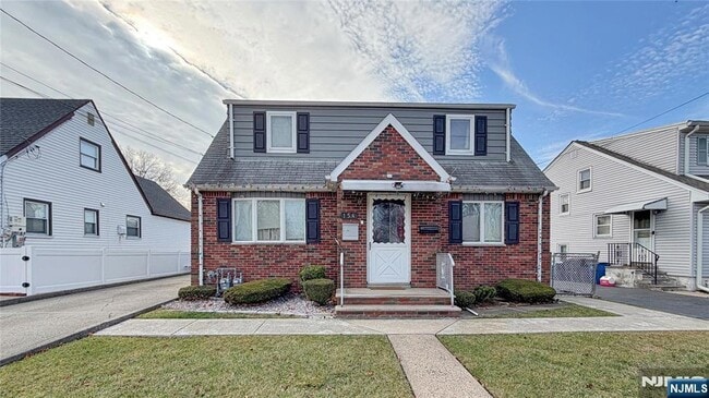 property at 154 Charlton Ave