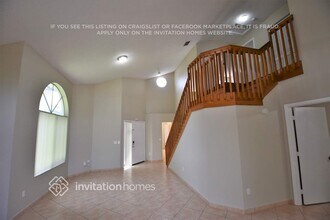 10004 SW 14th St in Pembroke Pines, FL - Building Photo - Building Photo