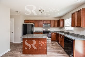 313 Cochin Ct in Lexington, SC - Building Photo - Building Photo