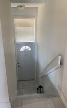 10000 NW 9th St Cir in Miami, FL - Building Photo - Building Photo