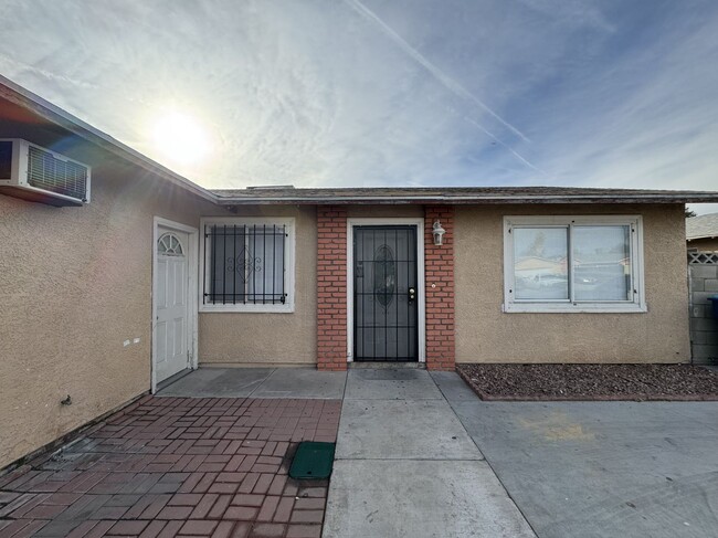 4313 Mott Cir in Las Vegas, NV - Building Photo - Building Photo