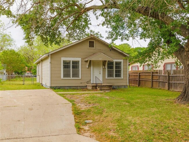 property at 427 Scarbrough St