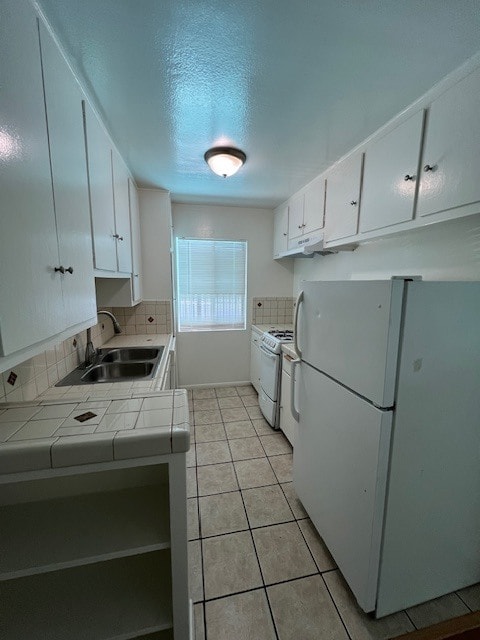 Arch Sunset Apartments