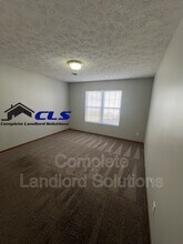 582 College Ave in Terre Haute, IN - Building Photo - Building Photo