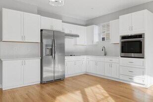 19 Simon St in Beverly, MA - Building Photo