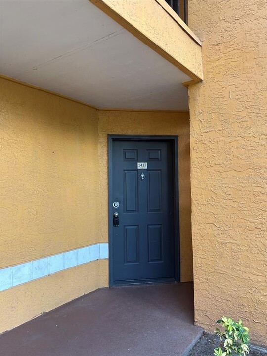 4548 Commander Dr in Orlando, FL - Building Photo