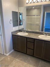 1194 Mission View Ct in Henderson, NV - Building Photo - Building Photo