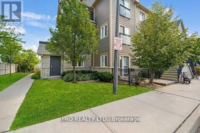 property at 2891-2891 Rio Ct