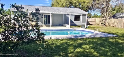1471 Mariposa Dr NE in Palm Bay, FL - Building Photo - Building Photo