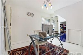 1005 8th St in Miami Beach, FL - Building Photo - Building Photo